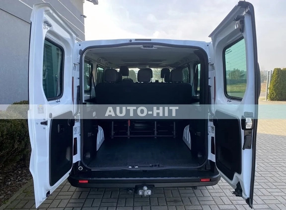 Renault Trafic cena 77900 przebieg: 165700, rok produkcji 2018 z Swarzędz małe 352